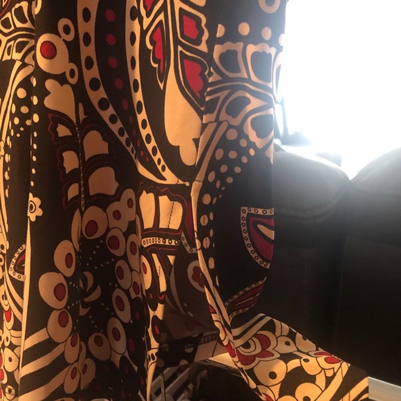 Blouse - Picture 2 of 3